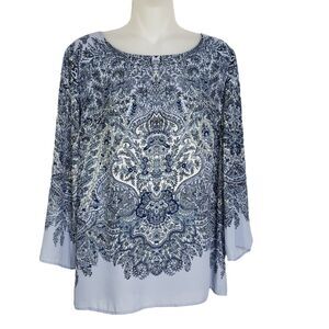 Rose & Olive Womens Top Size Medium Blue Paisley Blouse Zip-Up Back 3/4 Sleeve